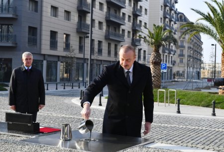 Prezident Qarabağ Atları Kompleksinin təməlini qoyub - FOTOLAR