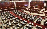 Milli Məclisin növbədənkənar sessiyasının ilk iclası başladı